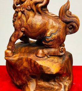 Kỳ Lân Gỗ Sưa
