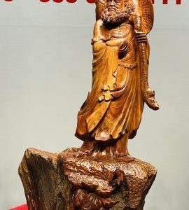 Đạt Ma Khất Thực Gỗ Hương