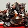 Tam Tỳ Hưu Vờn Cầu Gỗ Trắc