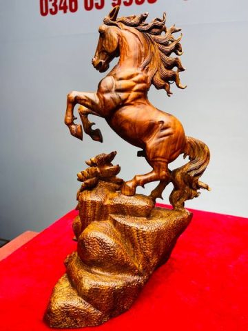 Nhất Mã Phi Thiên Gỗ Sưa