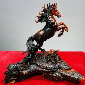 Nhất Mã Phi Thiên Gỗ Trắc