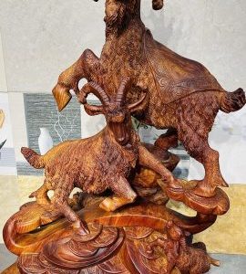 Tam Dương Đứng Bao Tiền Gỗ Nu Hương