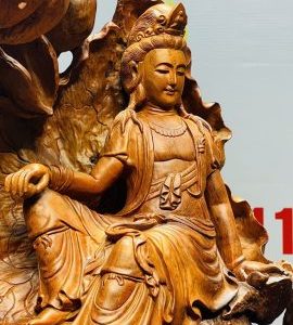 Nhất Tâm Bái Phật Gỗ Hương
