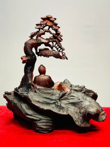 Thần Trà Ngồi Tùng Gỗ Trắc