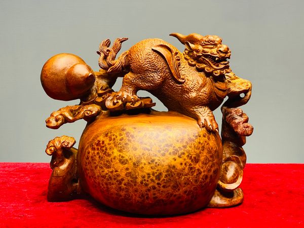 Tỳ Hưu Trấn Bao Tiền Gỗ Nu Hương