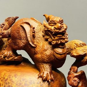 Tỳ Hưu Trấn Bao Tiền Gỗ Nu Hương