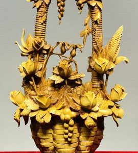 Giỏ Hoa Gỗ Hương