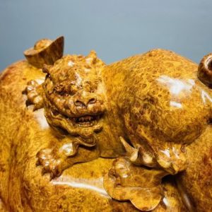 Nghê Trấn Bao Tiền Gỗ Nu Hương