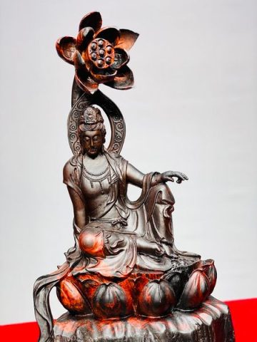 Phật Bà Quan Âm Toạ Đài Sen Gỗ Trắc