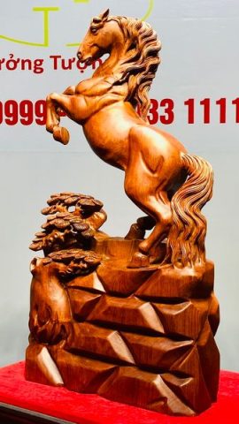 Nhất Mã Phi Thiên Gỗ Hương