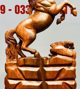 Nhất Mã Phi Thiên Gỗ Hương