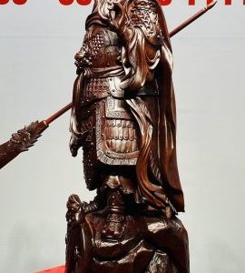 Quan Công Xách Đao Gỗ Tử Đàn