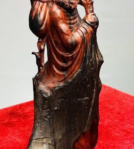 Đạt Ma Gỗ Trắc
