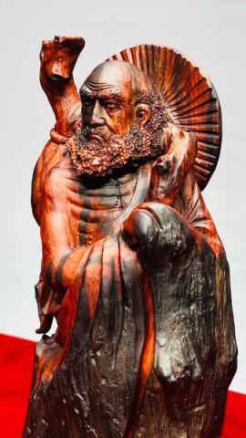 Đạt Ma Gỗ Trắc