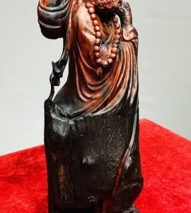 Đạt Ma Gỗ Trắc