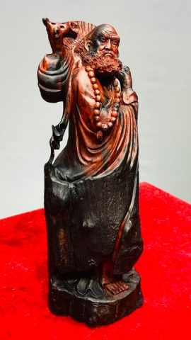 Đạt Ma Gỗ Trắc