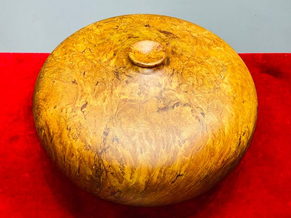 Chum Phú Quý Gỗ Nu Ngọc Am