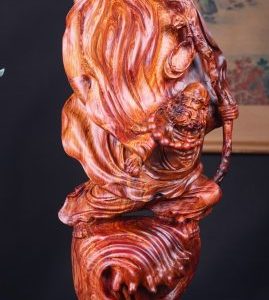 Đạt Ma Quá Hải Gỗ Cẩm