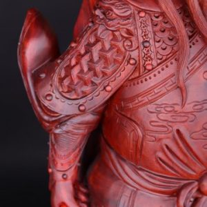 Quan Công Xách Đao Gỗ Tử Đàn