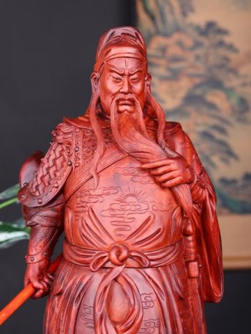 Quan Công Xách Đao Gỗ Tử Đàn