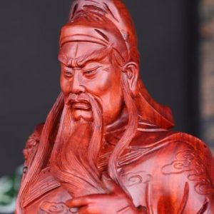 Quan Công Xách Đao Gỗ Tử Đàn