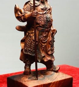 Quan Công Chống Đao Gỗ Trắc