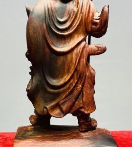 Quan Công Chống Đao Gỗ Trắc