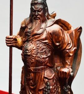 Quan Công Chống Đao Gỗ Trắc