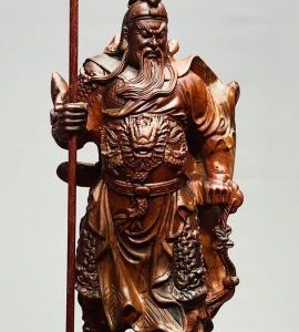 Quan Công Chống Đao Gỗ Trắc