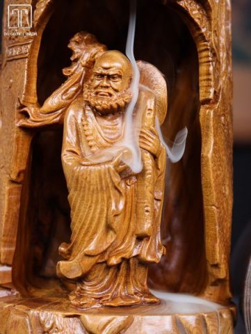Đạt Ma Chuông Gỗ Bách Xanh