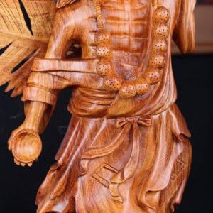 Tế Công Gỗ Hương