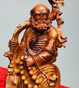 Đạt Ma Gỗ Trắc