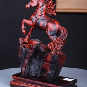Nhất Mã Phi Thiên Gỗ Trắc