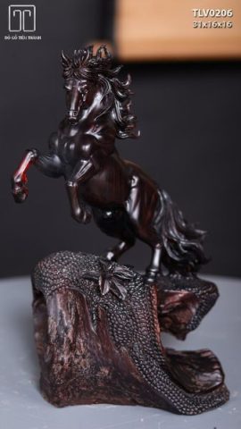 Nhất Mã Phi Thiên Gỗ Trắc