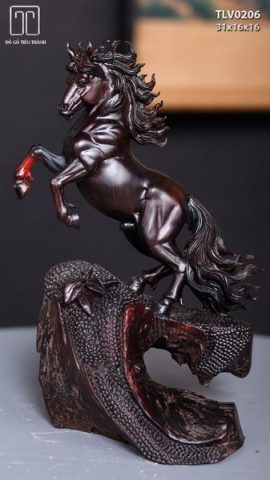 Nhất Mã Phi Thiên Gỗ Trắc