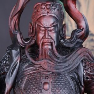 Quan Công Chống Đao Gỗ Trắc