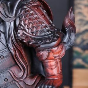 Quan Công Chống Đao Gỗ Trắc