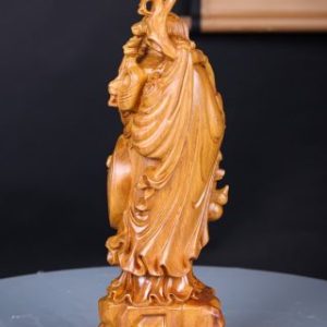 Đạt Ma Gỗ Bách Xanh