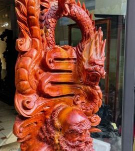 Đạt Ma ngự song long gỗ hương.