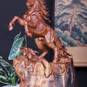 Nhất Mã Phi Thiên Gỗ Cẩm Lai