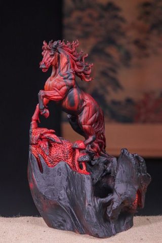 Nhất Mã Phi Thiên Gỗ Trắc