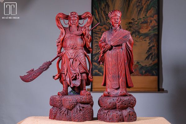 Quan Công Xách Đao Gỗ Tử Đàn