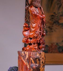 Đạt Ma Khất Thực Gỗ Trắc