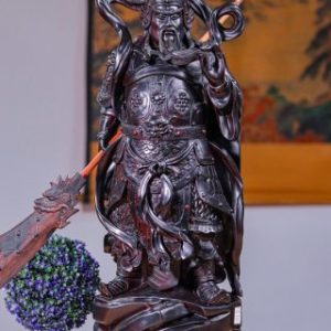Quan Công Xách Đao Gỗ Tử Đàn