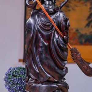 Quan Công Xách Đao Gỗ Tử Đàn