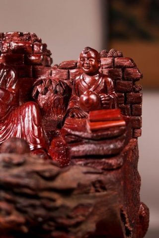 Thần Trà Gỗ Trắc