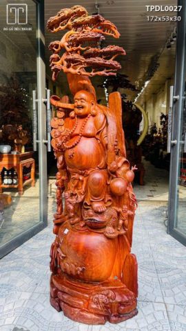 Di lặc ngũ tiểu( ngũ phúc) đứng tùng gỗ hương đỏ