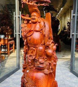 Di lặc ngũ tiểu( ngũ phúc) đứng tùng gỗ hương đỏ