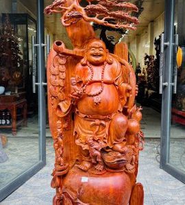 Di lặc ngũ tiểu( ngũ phúc) đứng tùng gỗ hương đỏ
