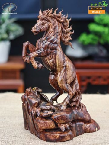 Nhất mã gỗ cẩm